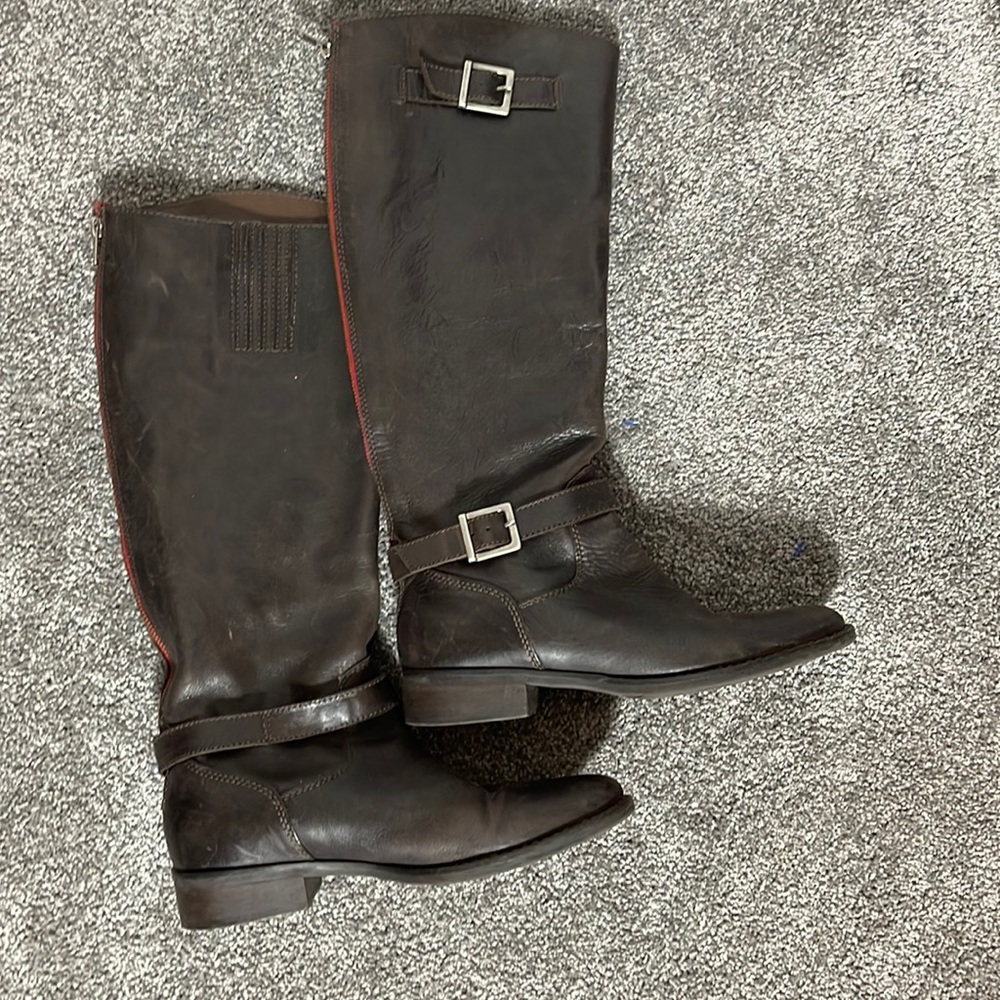 Matisse Brown Leather Boots Red Zipper up the back